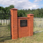gombin jewish cemetery gate